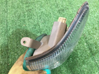 Luz de presença esquerda SUBARU FORESTER OEM 84101FC070 SF5 SF9 2000