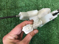Замок двери задний правый SUBARU OUTBACK OEM 61034AG001, 61100AG000 BPE BP9 BP5 2005 gold 39J