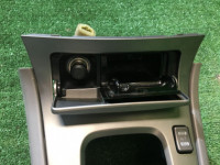 Porta-luvas e apoio de braço высокий SUBARU FORESTER OEM 92173SA000ND, 92113FE100ND, 92114SA040ND, 92136FE000ND SG5 SG9 SG 2005 48W