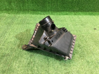 Корпус воздушного фильтра SUBARU FORESTER OEM 46052SA000 SG5 2005 EJ205