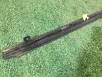 Moldura de la puerta delantera derecha SUBARU FORESTER OEM 61280SA000 SG5 SG9 2005 48W