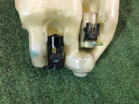 Depósito del limpiaparabrisas SUBARU FORESTER OEM 86610SA000 SG5 SG9 2003 EJ202