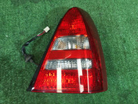 ไฟท้ายขวา SUBARU FORESTER OEM 84201SA080 SG5 SG9 SG 2003