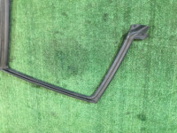 Right door seal SUBARU FORESTER OEM 63521SA000, 63563SA000 SG5 SG9 2003 black 18L
