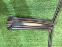 Right door seal SUBARU FORESTER OEM 63521SA000, 63563SA000 SG5 SG9 2003 black 18L
