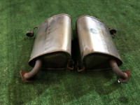 หม้อพักไอเสีย STI SUBARU LEGACY OEM 44300AG710, 44300AG700 BLE BL5 BL9 2004 EZ30