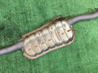 Средняя часть глушителя SUBARU LEGACY OEM 44200AG020 BLE BPE 2004 EZ30