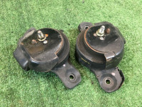Подушки двигателя 41022SA010, 41022AE011 SUBARU FORESTER