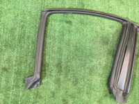 Borracha da porta direita SUBARU FORESTER OEM 63521SA000, 63563SA000 SG5 SG9 2006 black 32J