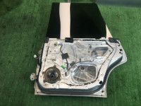 Puerta trasera derecha SUBARU LEGACY OEM 61400AC300 BG5 BG9 1997 Silver 406