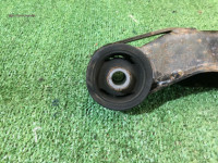 Подушка редуктора SUBARU LANCASTER OEM 41310AE001 BHE BH9 2000 EJ254