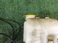玻璃水壶 SUBARU LANCASTER OEM 86610AE010 BHE BH9 BH5 2000 EJ254