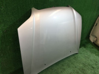 Капот SUBARU LANCASTER OEM 57229AE000 BH9 BE9 BH5 BE5 2000 Silver 9G9