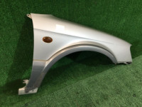 Guarda-lamas dianteiro direito SUBARU LANCASTER OEM 57120AE021 BHE BH9 2000 Silver 9G9