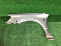 Guarda-lamas dianteiro direito SUBARU LANCASTER OEM 57120AE021 BHE BH9 2000 Silver 9G9