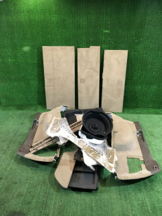 Обшивка багажника 65576AE010, 65576AE010, 95066AE030GG, 95066AE020GG SUBARU LANCASTER