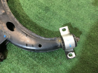 ปีกนกหน้า SUBARU LANCASTER OEM 20200AA200, 20200AA210 BHE BH9 2000 EJ254