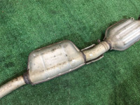 Средняя часть глушителя SUBARU LANCASTER OEM 44200AE050 BH9 BE9 2000 EJ254
