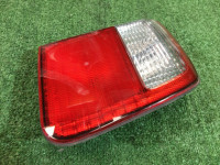 ไฟท้ายขวา Левый SUBARU FORESTER OEM 84251FC010 SF5 SF9 2000