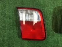 右尾灯 Левый 84251FC010 SUBARU FORESTER