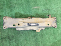 リアメンバー SUBARU FORESTER OEM 20151FA112 SF5 SF9 1998 EJ20G