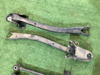 Brazos de suspensión traseros SUBARU FORESTER OEM 20250AC100, 20255AA300, 20255AA310, 20270AA001 SF5 SF9 1998 EJ20G