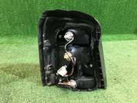 右テールランプ SUBARU FORESTER OEM 84201FC020 SF5 SF9 1998