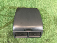 ช่องเก็บของหน้า На торпедо SUBARU FORESTER OEM 66062FC500OE SF5 SF9 1998 Black 47A