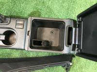Бардачок подлокотник высокий SUBARU IMPREZA OEM 92114FG030, 92113AG000JC, 92132FG020JC GE7 2008 silver C3S