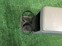 Guantera y reposabrazos SUBARU FORESTER OEM 92111SA000ND SG5 SG9 SG 2002 silver 01G