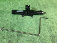 Домкрат SUBARU FORESTER OEM 97030FC110 SG5 SG9 SG 2002
