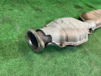 排气中段 SUBARU FORESTER OEM 44200SA080 SG5 2002 EJ205