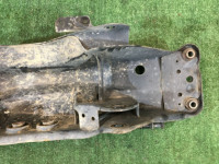 Travessa traseira SUBARU FORESTER OEM 20151FA112 20151FA113 SF9, SF5 2000 EJ254