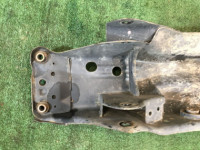 Travessa traseira SUBARU FORESTER OEM 20151FA112 20151FA113 SF9, SF5 2000 EJ254