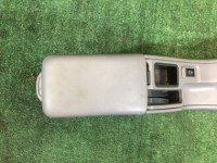 ช่องเก็บของและที่วางแขน SUBARU FORESTER OEM 92060FC020ND SF5 SF9 SF 2000 white 51E