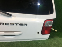 尾门 SUBARU FORESTER OEM 61701FC110, 60203FC110 SF5 SF9 SF 2000 white 51E
