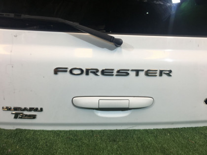 尾门 SUBARU FORESTER OEM 61701FC110, 60203FC110 SF5 SF9 SF 2000 white 51E