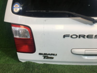 尾门 SUBARU FORESTER OEM 61701FC110, 60203FC110 SF5 SF9 SF 2000 white 51E