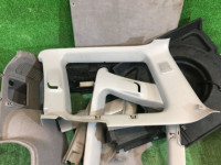 Обшивка багажника SUBARU FORESTER OEM 95020FC011NF, 95020FC041NF, 95020FC032NF, 95020FC001NF SF5 SF9 SF 2000 white 51E