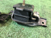 ยางแท่นเครื่อง SUBARU FORESTER OEM 41022GA410 41031FA090 41031FA080 SF9, SF5 2000 EJ254