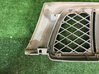 Radiator grille SUBARU FORESTER OEM 91065FC140WG SF9 SF5 SF 2000 white 51E