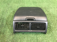 ช่องเก็บของหน้า На торпедо 66062FC520OE SUBARU FORESTER