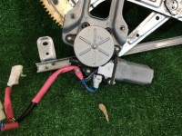 右前玻璃升降器 SUBARU FORESTER OEM 61222SA000 61188SA000 SG5 2004