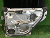 Porta traseira direita SUBARU FORESTER OEM 60409SA0009P 60409SA0019P SG5 2004 silver 01G