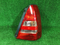 右テールランプ SUBARU FORESTER OEM 84201SA000 84201SA080 SG5 2004