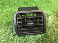 ตัวควบคุมการไหลของอากาศด้านขวา SUBARU FORESTER OEM 66110SA000ML SG5 2004 EJ202