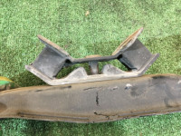 Gearbox crossmember SUBARU LANCASTER OEM 41011AE010 41022AC150 41022AE120 BH9 1998 EJ254