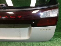 Portón trasero SUBARU LANCASTER OEM 60800AE040, 84251AE060 BH9, BHE 1998 beige 8L5