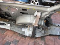 Aleta trasera izquierda SUBARU LANCASTER OEM 51410AE150 BH9 1998 beige 8L5