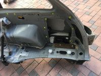 Aleta trasera derecha SUBARU LANCASTER OEM 51410AE140 BH9 1998 beige 8L5